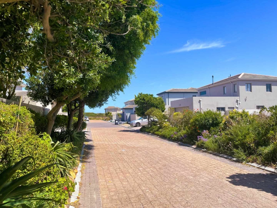 4 Bedroom Property for Sale in Sunset Beach Western Cape